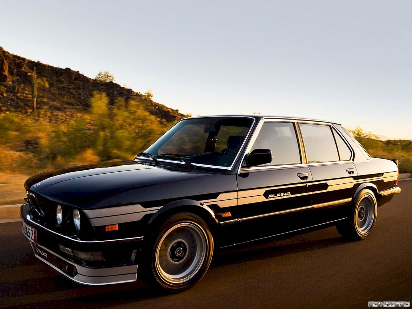 79 Astonishing Classic Bmw E12 E28 Badass Car Designs Bmw E28