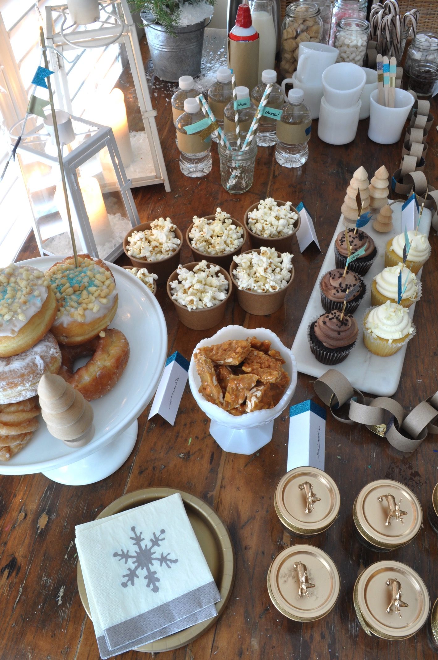 Singles christmas party ideas