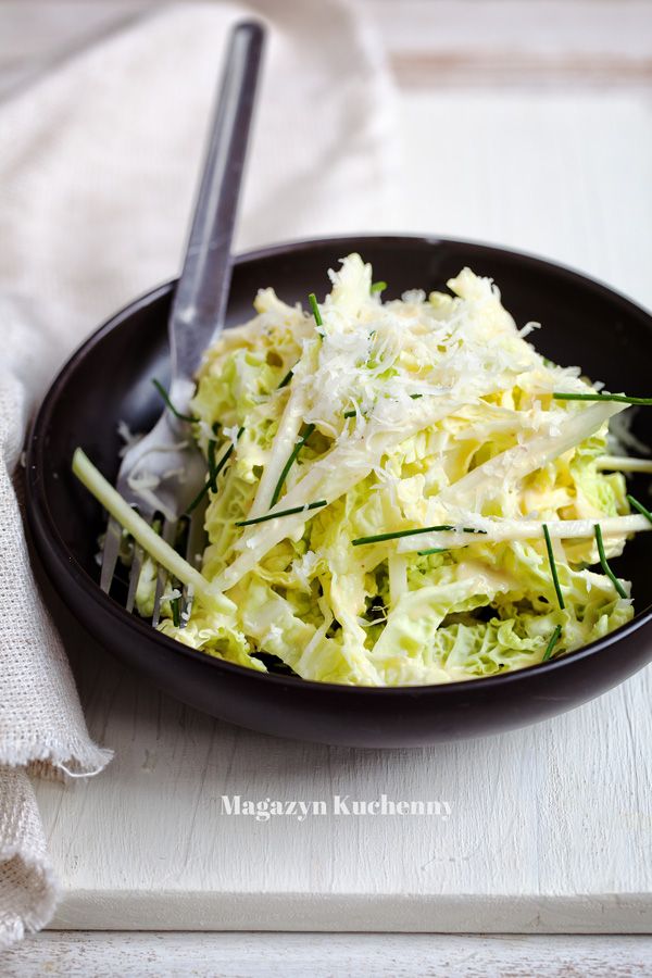 Savoy cabbage and kohlrabi salad | Surówka z kapusty włoskiej i kalarepy Savoy Cabbage, Salad, Entertaining, Vegetables, Dining, Recipes, Food, Diet, Essen