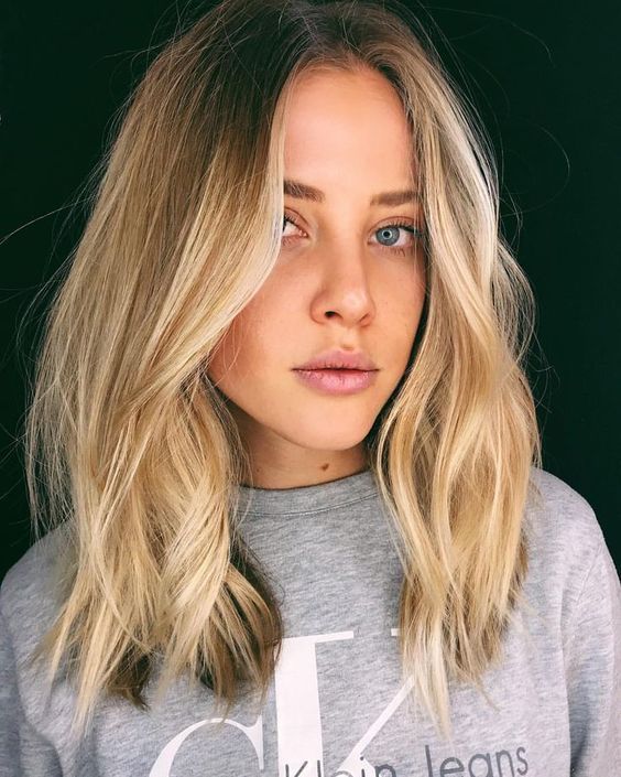 Midlength Haircuts, Thin Hair Haircuts, Cool Haircuts, Bob Hairstyles, Womens Hairstyles, Mid Length Hairstyles, Fashion Hairstyles, Modern Haircuts, Hair Inspo