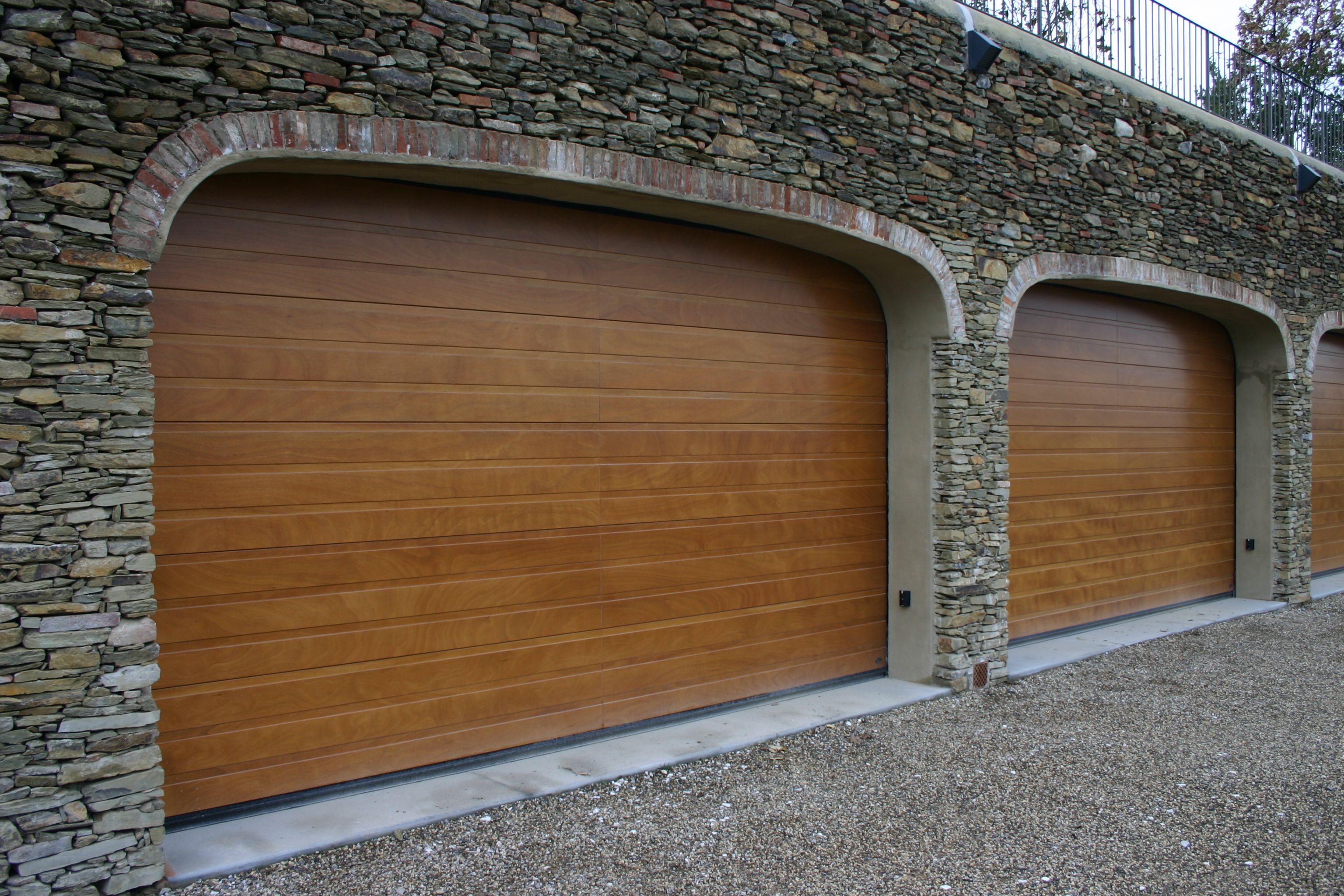 Pin by carini s.r.l. porte per garage on porte sezionali arezzo ... Chiusure per garage