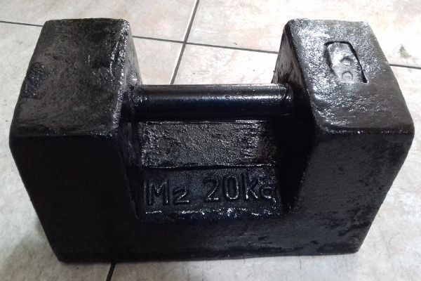 Batu Timbangan Kelas M2 berat 20 kg matrial besi cor di Batu Timbangan Kelas M2 berat 20 kg matrial besi cor di