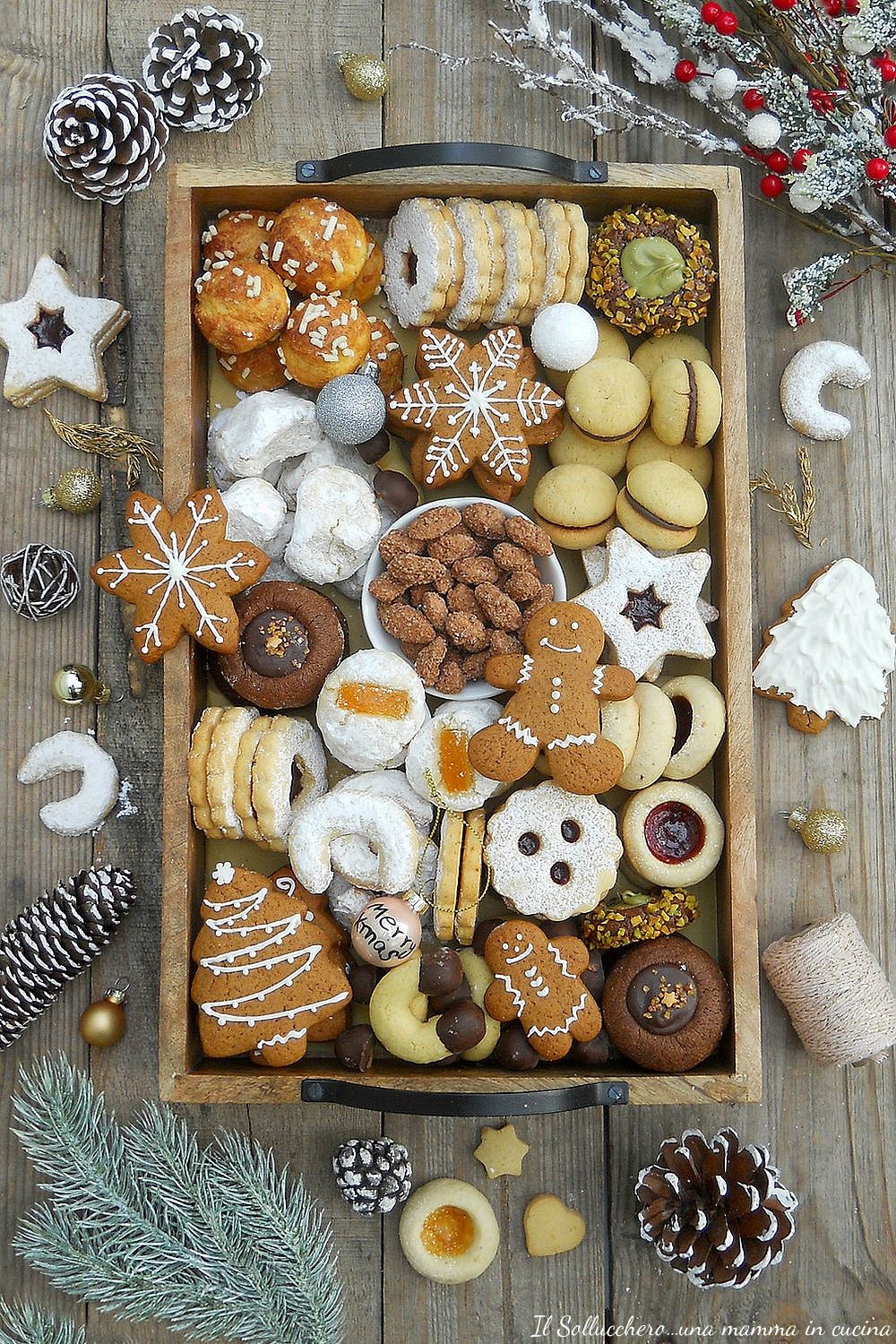 Cute Christmas Cookies, Christmas Food Desserts, Xmas Food, Xmas Cookies, Noel Christmas, Cookies Recipes Christmas, Christmas Cake, Christmas Baking, Cookie Recipes