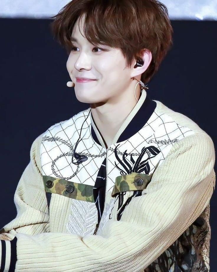 kim jungwoo nct taeyong nct 127 kim jungwoo nct taeyong nct 127