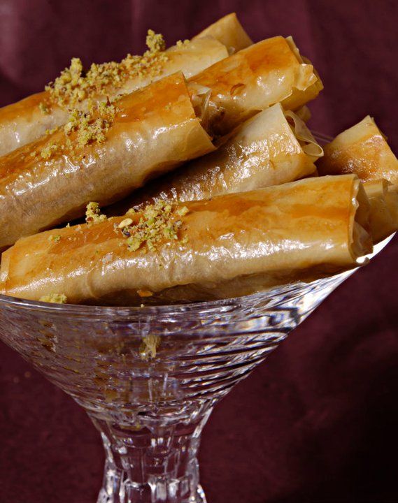 Light Puff Pastry Rolls Ramadan Sweets Cuisine Orientale Cuisine Et Boissons Recette Arabe Light Puff Pastry Rolls Ramadan Sweets Cuisine Orientale Cuisine Et Boissons Recette Arabe