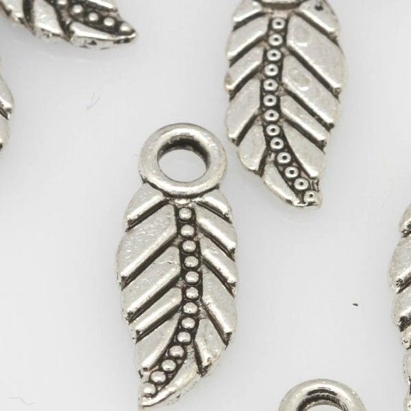 Pack of 10 Tibetan Silver Dolphin charms Sealife 20mm x 17mm