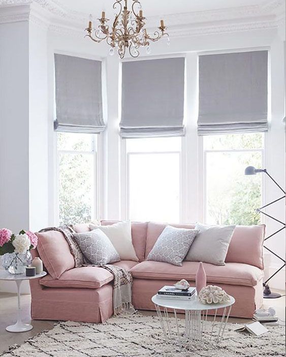 Seja na decoração, looks, calçados ou acessórios, o rosa sempre faz