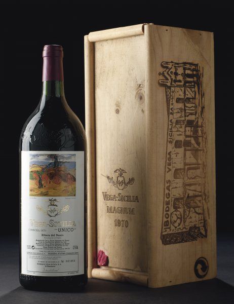 Unico Vintage 1970 Blouin Boutique Christie S Ribera Del Duero Vega Sicilia In Original Wooden Case Wine Bottle Design Wine Crate Wine Food Pairing