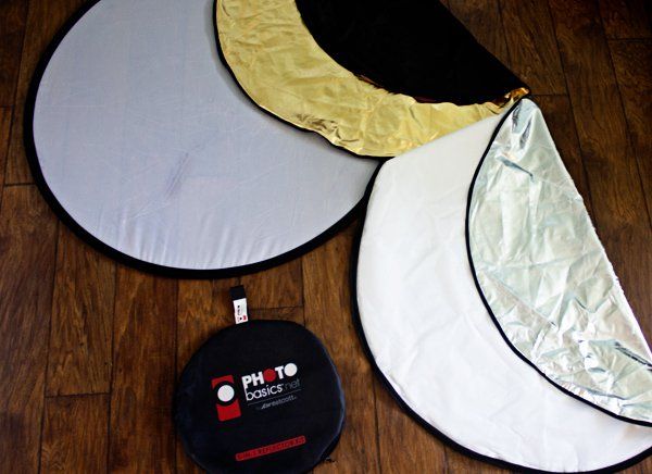 Tip for Using a Reflector for Portraits from Digital Photography School I'm going to try this for product photography! Digital Photography Lessons, Dslr Photography Tips, Photography Equipment, Photography Projects, People Photography, Photography Techniques, Photography Pictures, Photography Tutorials, Photography Business