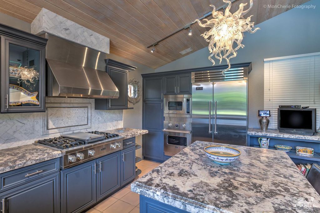 45452 Camino Del Rey, Indian Wells, CA 92210 | MLS #216029626 | Zillow | Home and family, Home ...