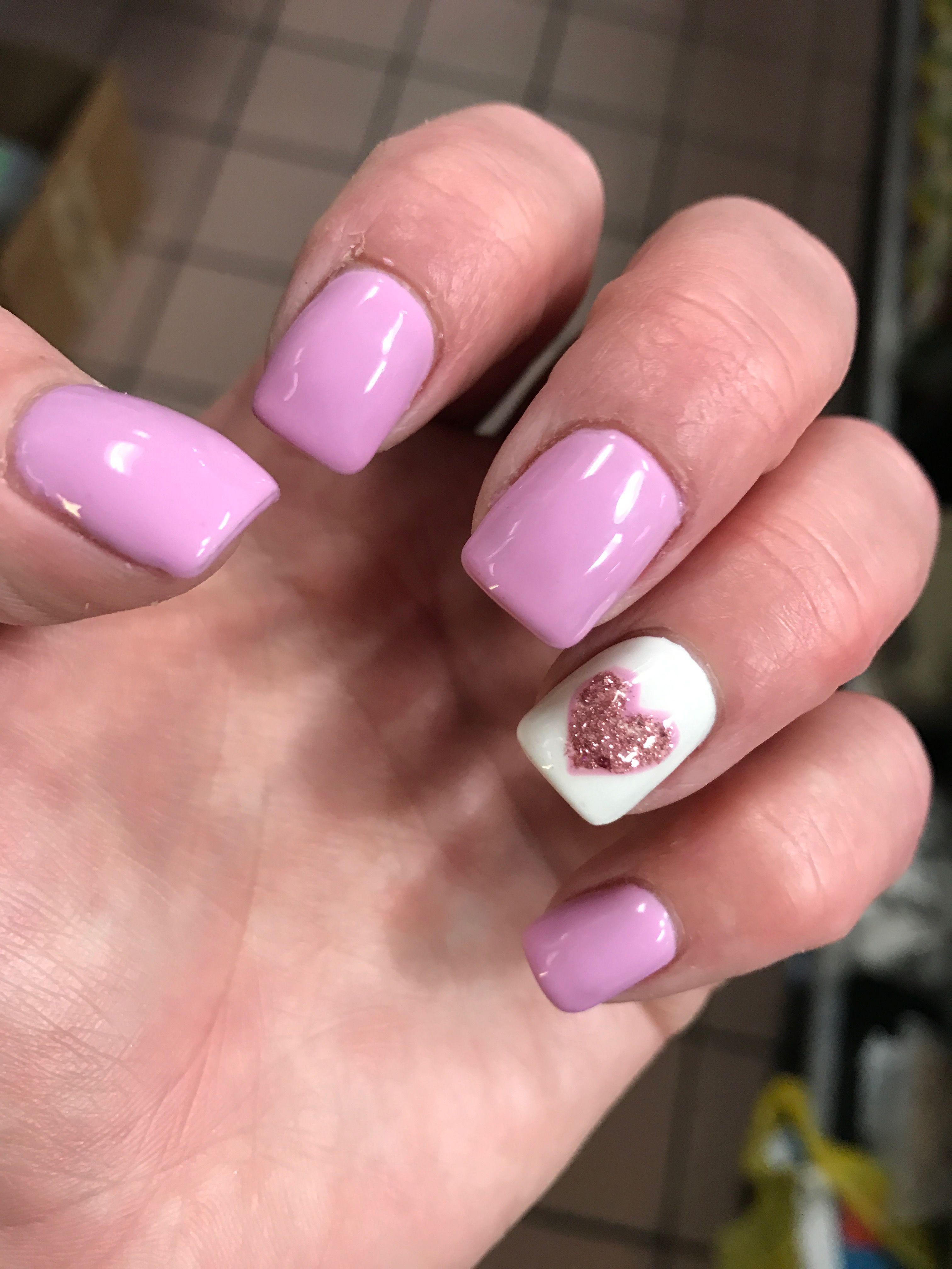 Valentines Day Nails 2017 Pink Lilac Gel Manicure Accent Nail Valentines Day Nails 2017 Pink Lilac Gel Manicure Accent Nail White With Confetti Heart