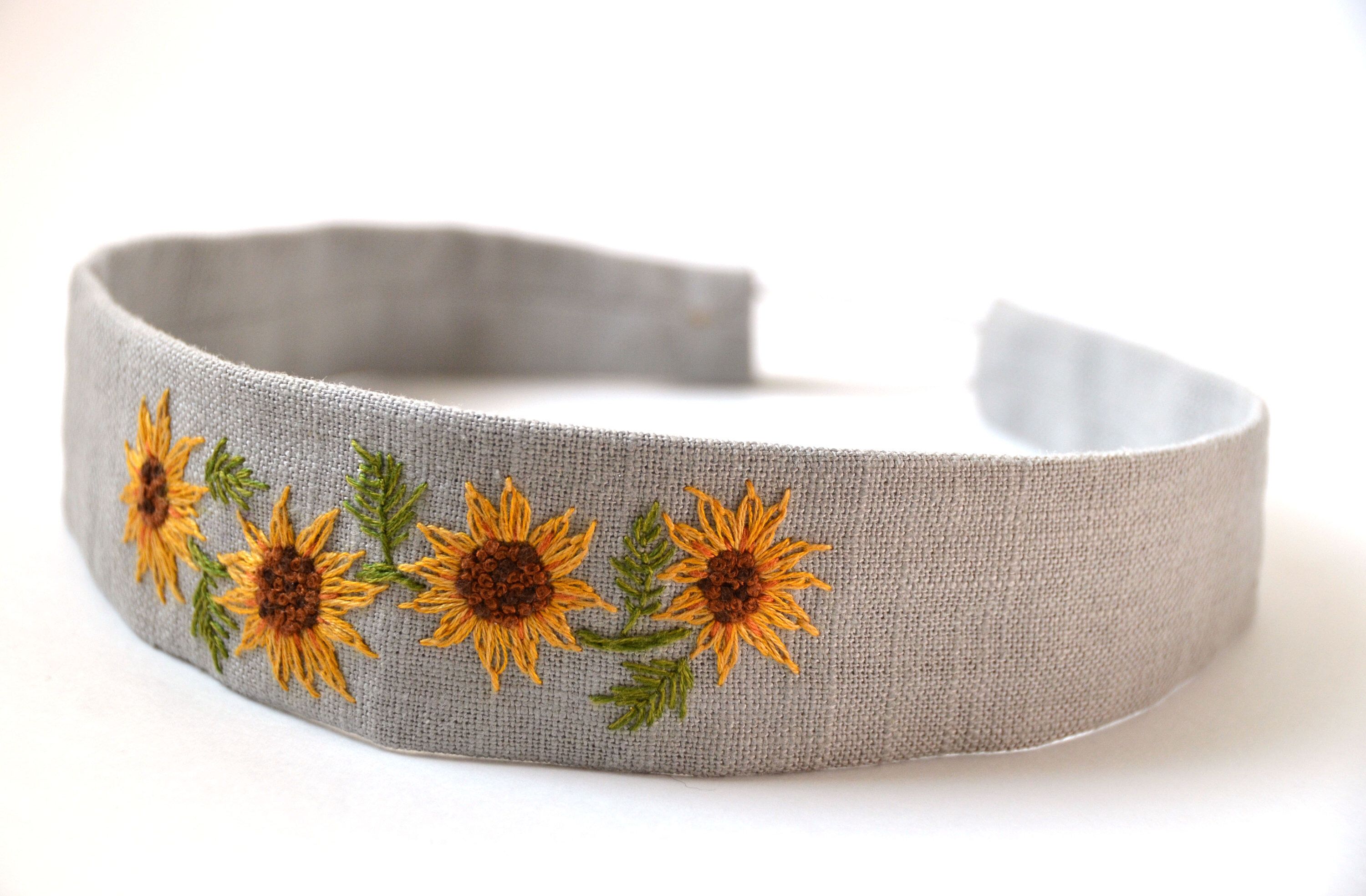 Hair band for women from Woolen fabric handembroidered