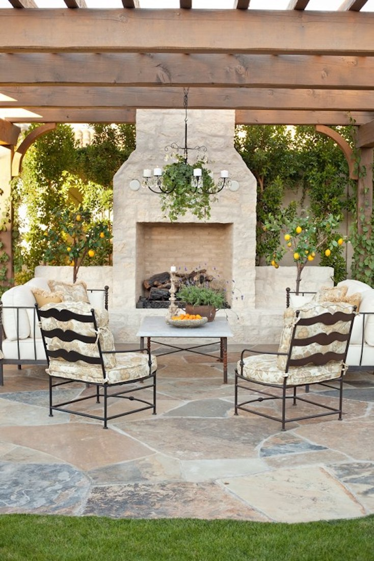 Cozy Patio Ideas for Your Outdoor Design