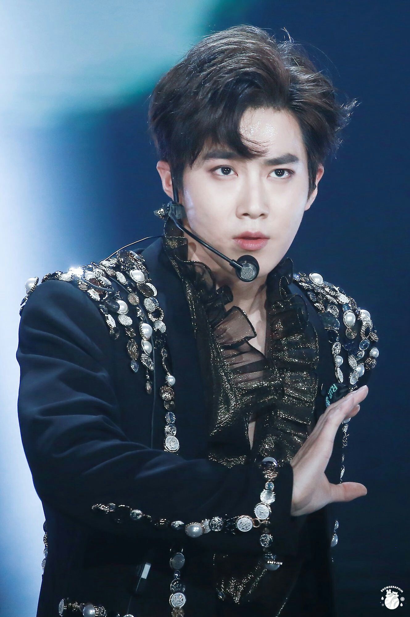 pin by m on e x o kim junmyeon suho exo suho pin by m on e x o kim junmyeon suho exo suho