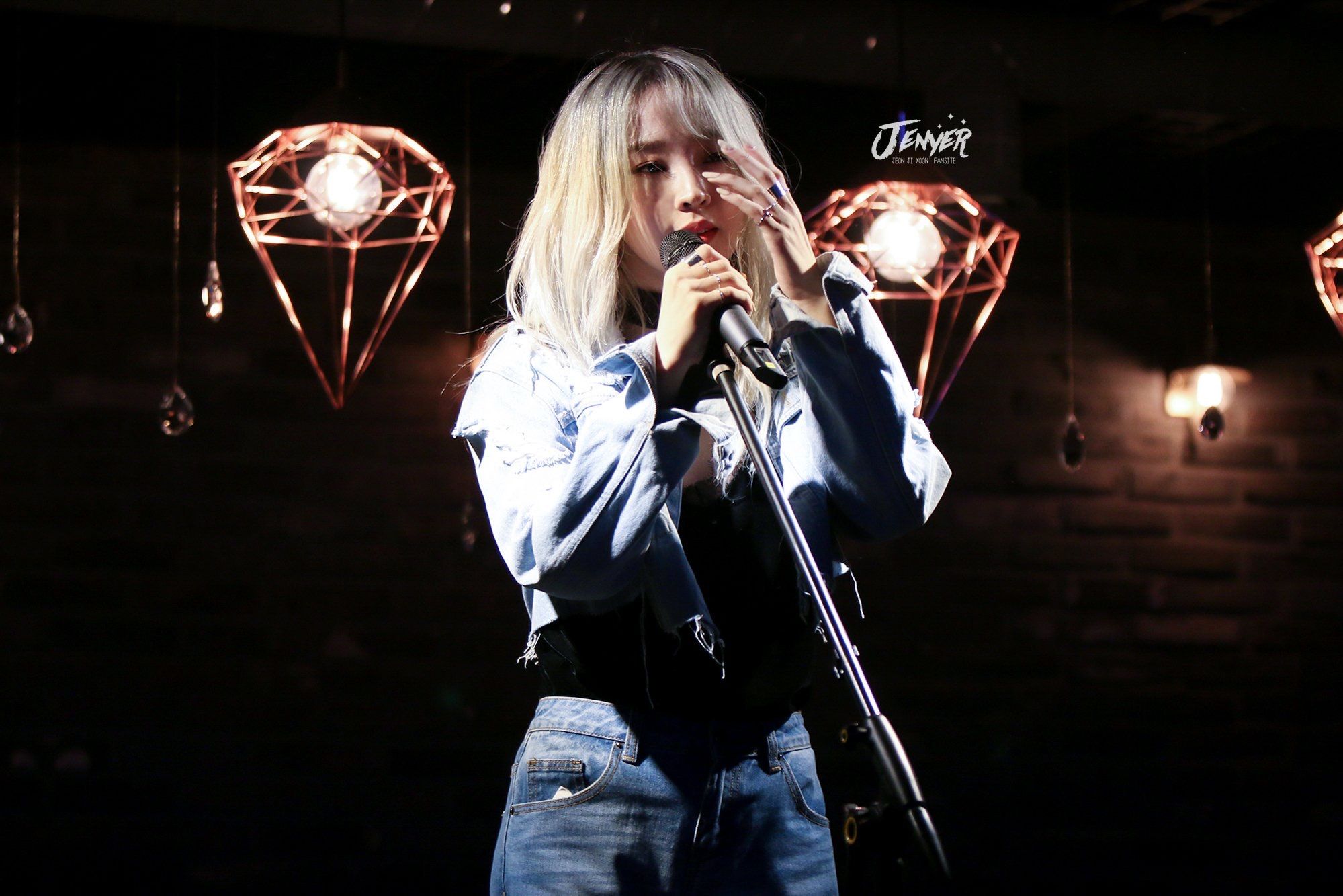 jeon jiyoon jenyer jeon jeon jiyoon jenyer jeon