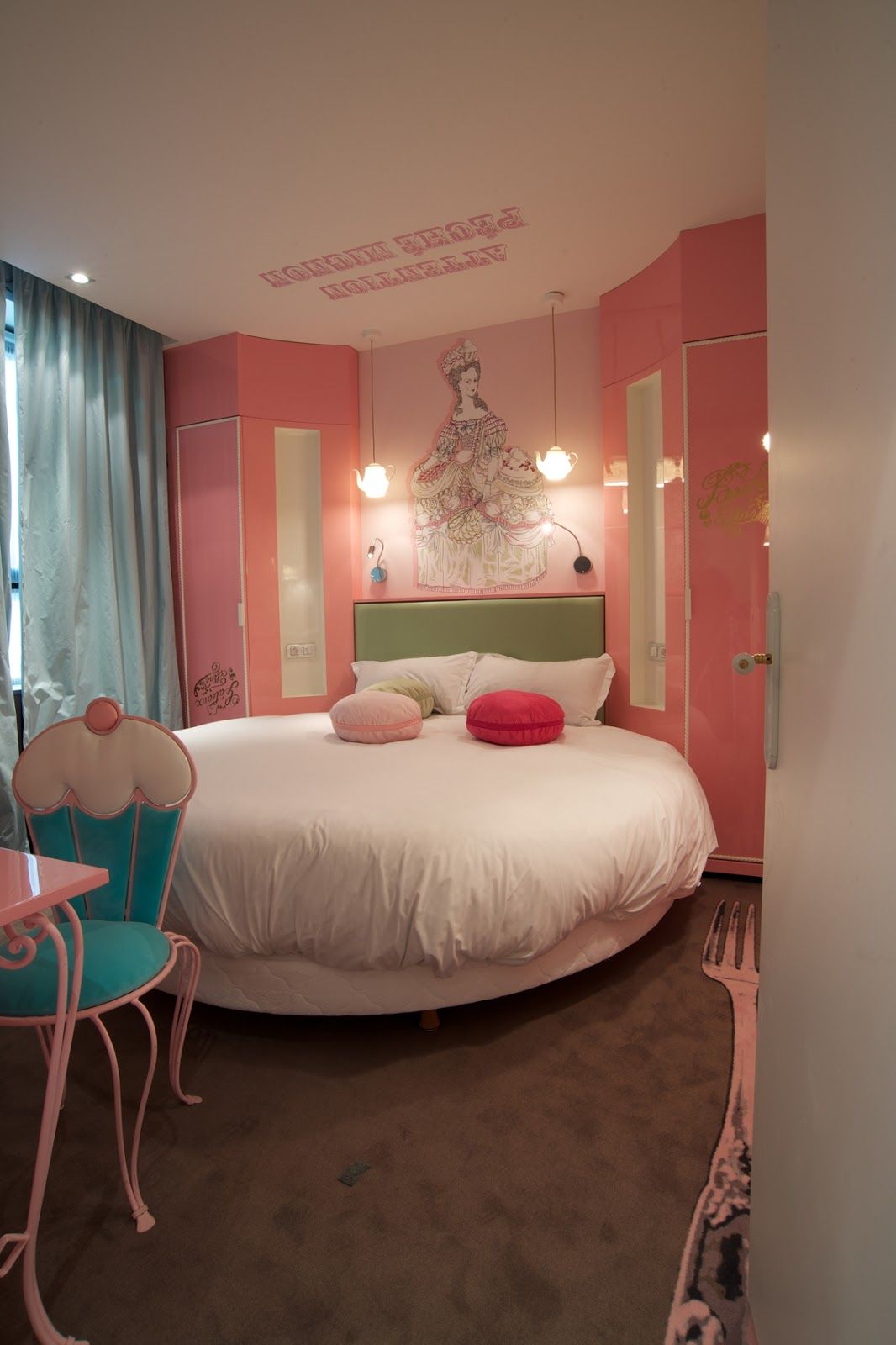 19 Hôtel Vice Versa Paris Ideas Paris Hotels Hotels Design Home Decor