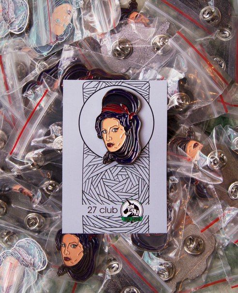 Amy Winehouse Enamel Pin Art Pin Lapel Brooch Musician Female Celebrity Gift Amy Winehouse Enamel Pin Art Pin Lapel Brooch Musician Female Celebrity Gift