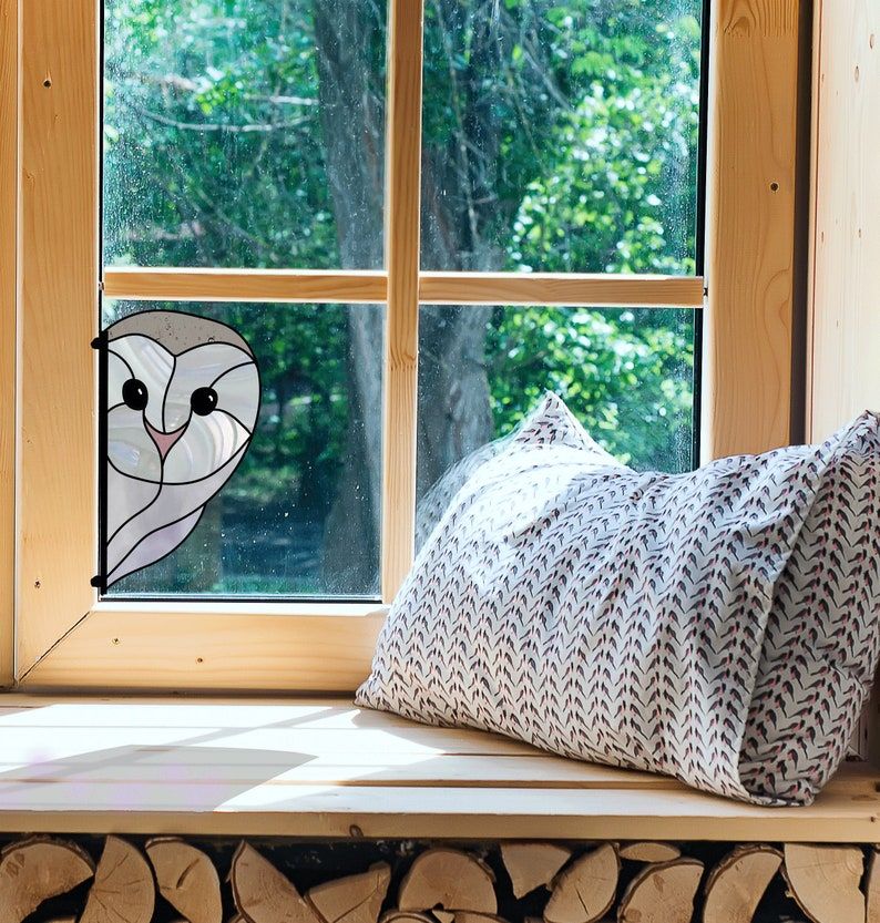 Digital Pattern Stained Glass Owl Suncatcher Instant PDF - Etsy Hanging Stained Glass, Stained Glass Ornaments, Stained Glass Birds, Stained Glass Suncatchers, Stained Glass Projects, Stained Glass Windows, How To Do Stained Glass Diy, Diy Mosaic Projects, Celtic Stained Glass