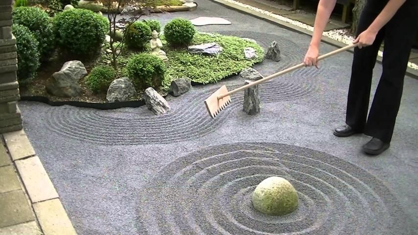 How to Build Your Backyard Zen Garden: Weekend DIY #zengardens