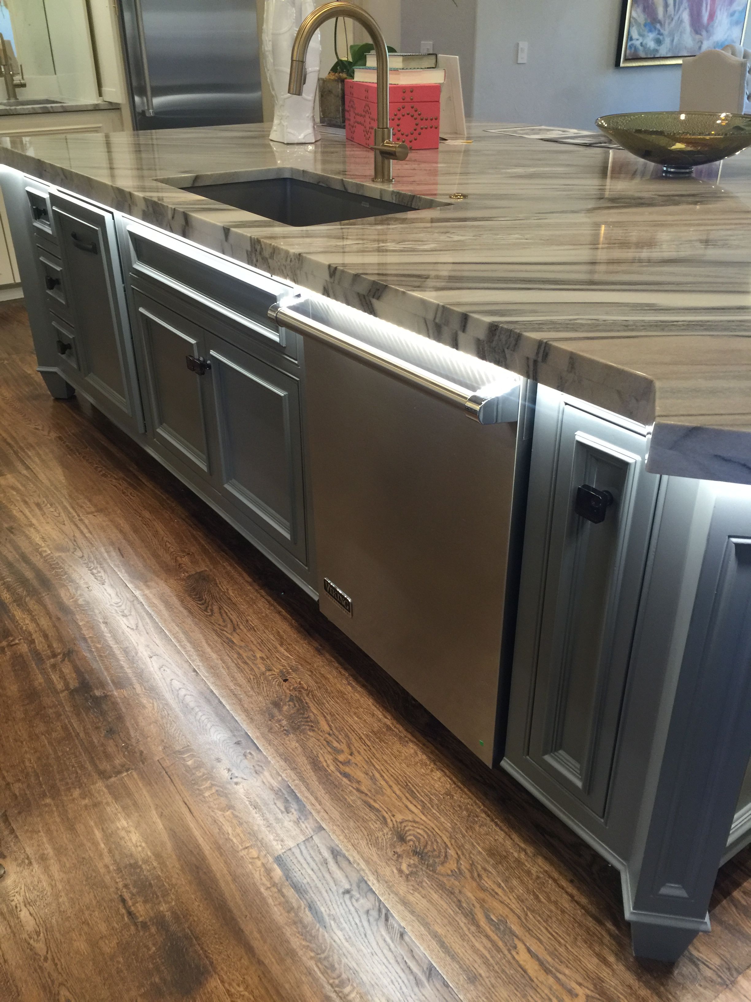 Lighting under countertop Kitchen Ideas, Kitchen Design, Home Kitchens