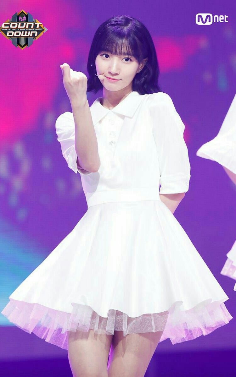 binnie oh my girl bae yu bin binnie oh my girl bae yu bin
