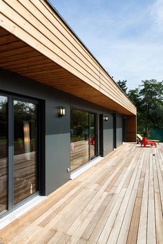 Booa Constructeur Maisons Ossature Bois A Prix Direct Fabricant House Cladding Architecture House House Exterior Piscine Ossature Bois Colmar Idees