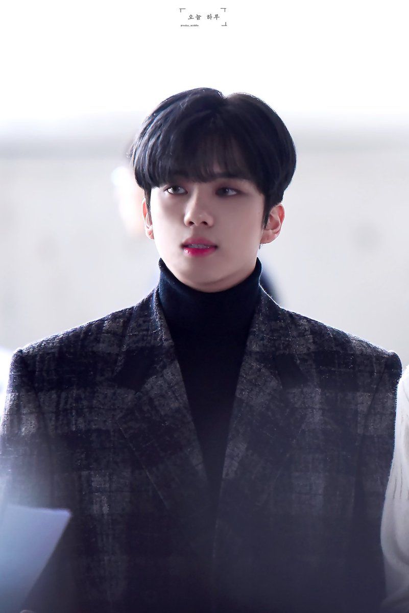 yoo youngjae yoo youngjae