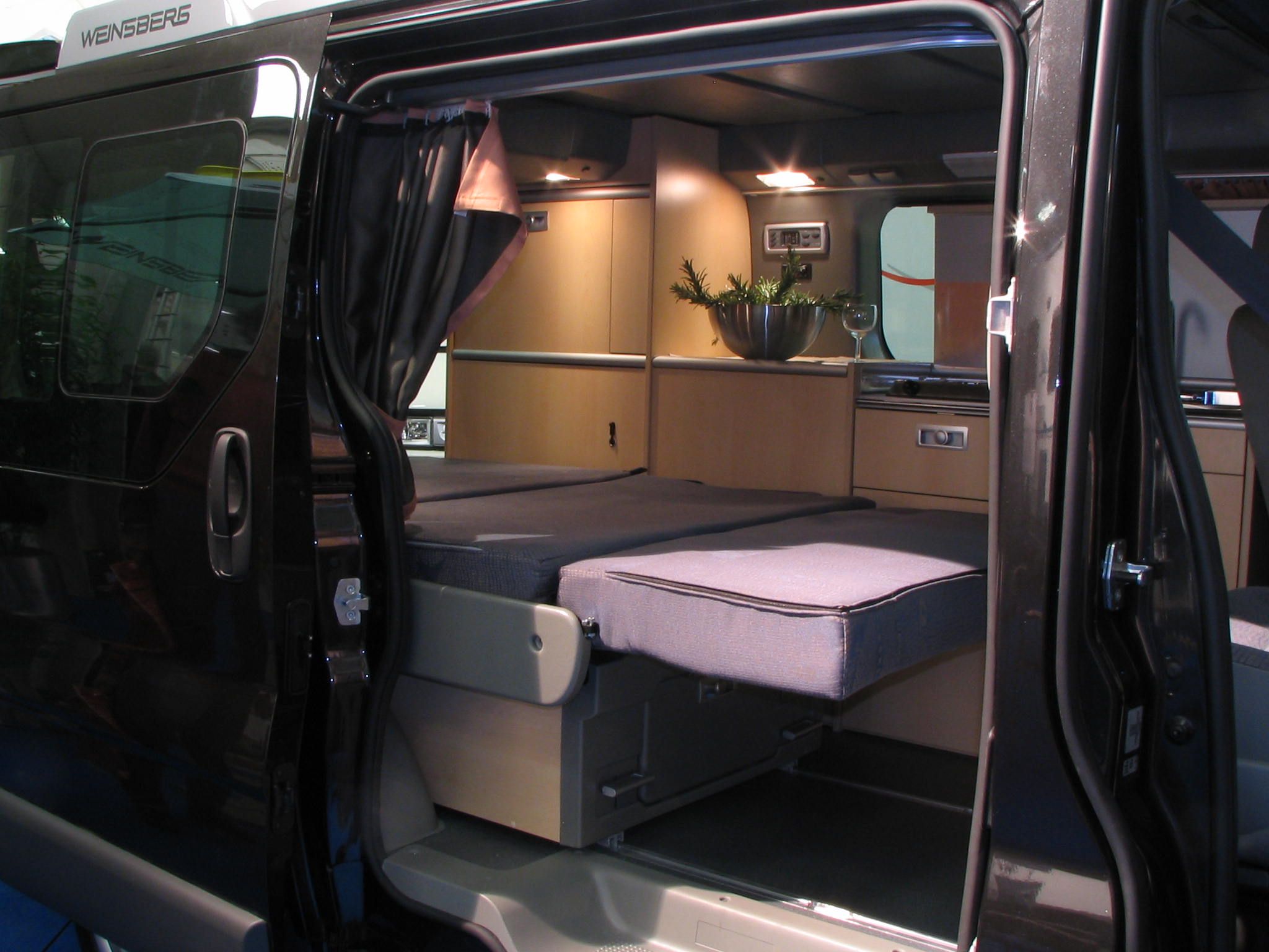 renault trafic campervan conversion