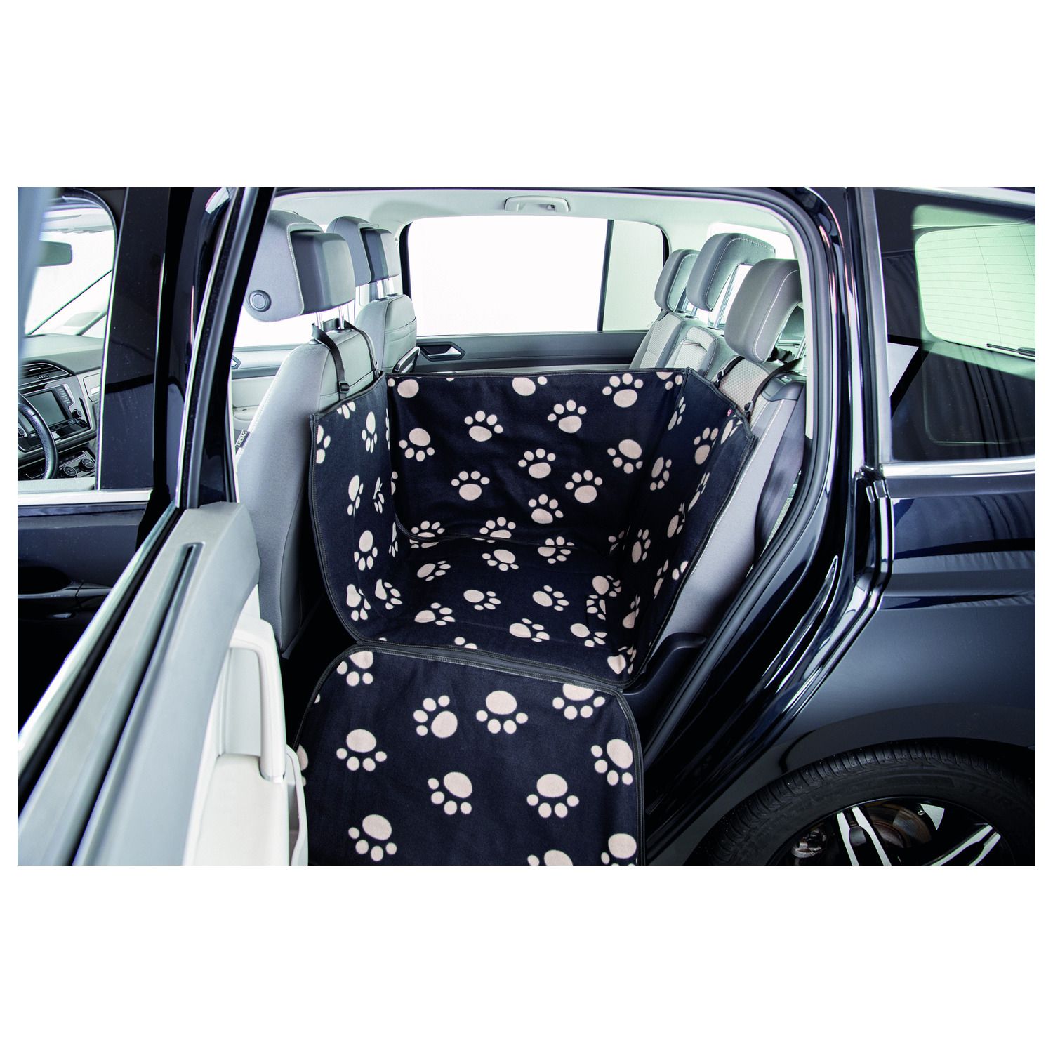 Trixie Autobeschermdeken Smal Met Hoge Zijdelen - Hondenautoaccessoire - 50x145 cm Zwart Beige direct bestellen in onze webshop! voor de achterbank
smalle uitvoering zodat er plaats is voor een bijrijder op de achterbank
hoge zijkanten voorkomen dat de hond gaat lopen dollen en/of eruit springt en beschermen de autodeur-bekleding
door de zijkanten open te ritsen en naar beneden te slaan wordt het in- en uitstappen vergemakkelijkt en beschermen ze tevens carrosserie en bekleding
polyester ond Beloved Dog, Back Seat, The Struts, Panel Siding, Car Seats, Prevention, Paneling, Side Panels, Stress Free