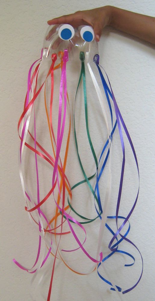 Recycled Art - Soda Bottle Jellyfish | Pool party kids, Crafts for ...