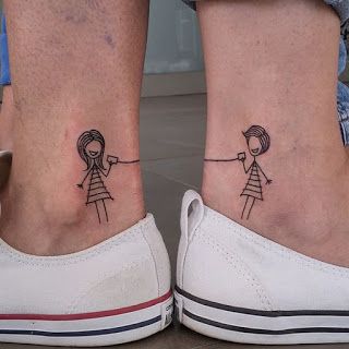 28 Sister Tattoos - Call me! More Tiny Foot Tattoos, Twin Tattoos, Sibling Tattoos, Bff Tattoos, Ankle Tattoos, Trendy Tattoos, Body Art Tattoos, Tattoos For Women, Tatoos