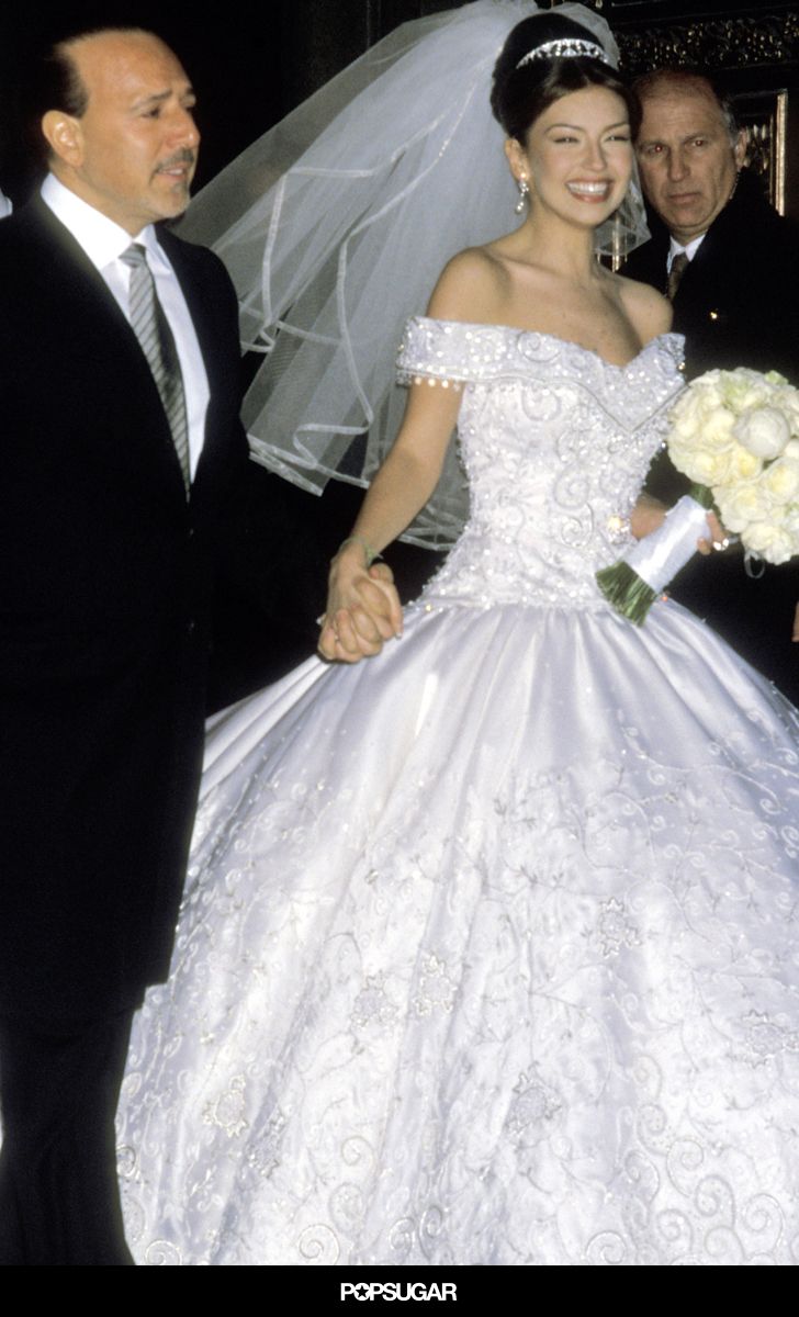 You Won T Fully Reciate The Beauty Of Thalia S Wedding Dress These Throwback Pictures Of Thalia And Tommy Mottola S Glamorous Wedding Are Everything