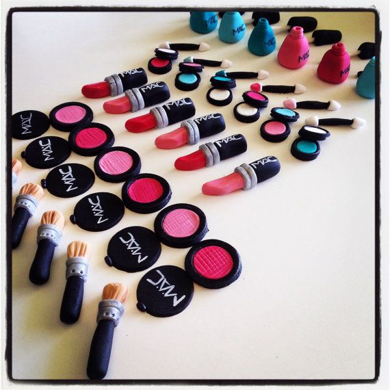 24 X Fondant Makeup Cupcake Toppers Cupcakes And Cake 24 X Edible Fondant Makeup Cupcake Toppers By Madaboutcaketoppers