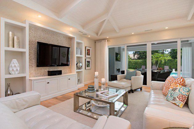 15 relaxed transitional living room designs to unwind you transitional living rooms relaxed36 transitional