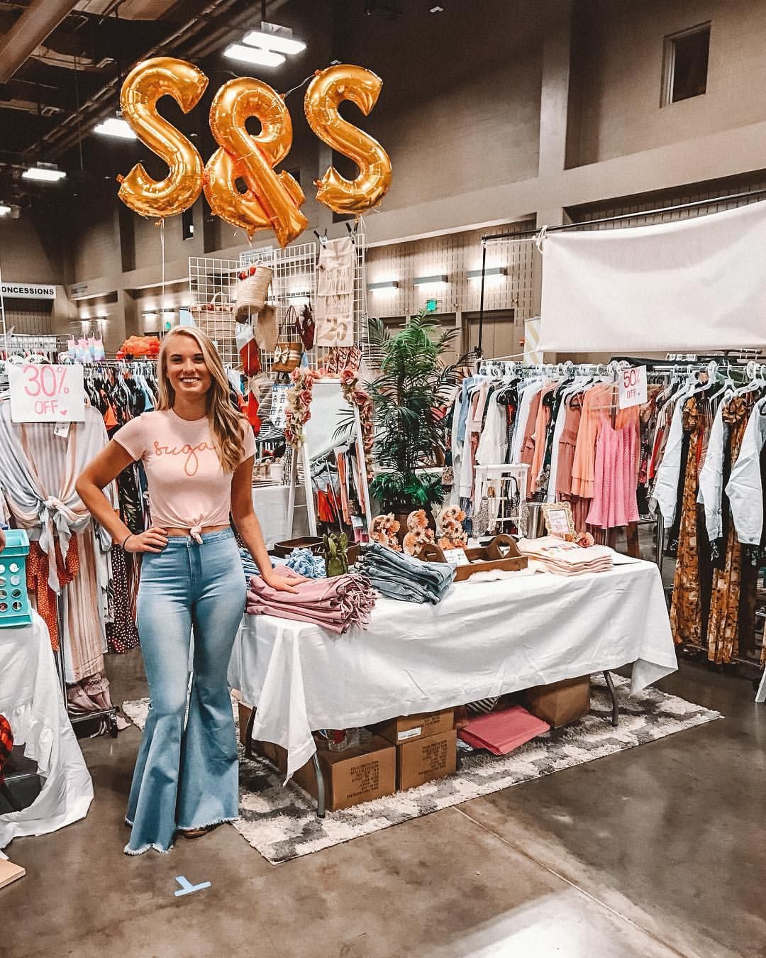 Pop up Shop With sugarspiceapparel Pop Up Shop Clothing Booth pop-up-shop-with-sugarspiceapparel-pop-up-shop-clothing-booth