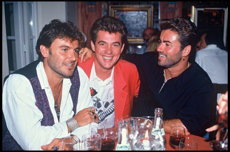 Vsyo O Dzhordzhe Majkle All About George Michael S Photos George Michael George Michael Wham Michael X
