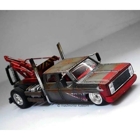 madworxkustom chevy wrecker 3 Hot Wheels Garage, Hot Wheels Toys, Custom Hot Wheels, Custom Cars, Model Cars Kits, Car Model, Diecast Models, Diecast Cars, Weird Cars
