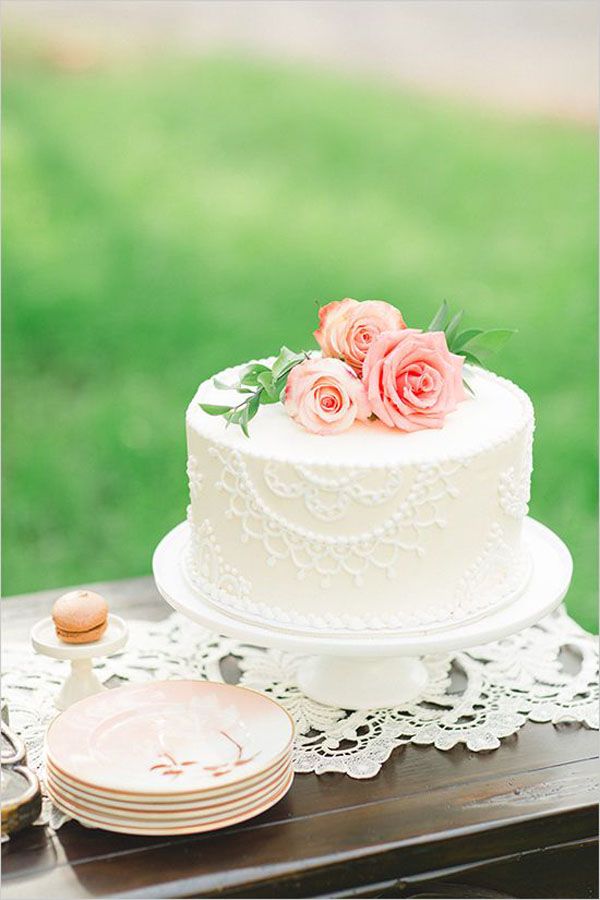Idee con il pizzo per il matrimonio Torta nuziale