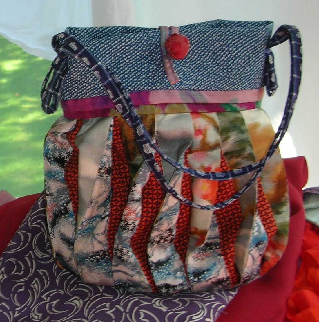 Embroidery Tote Bag,Bamboo Handle Handbag for Woman,Vintage Kimono Top Handle Bags,Satin purse,Floral Bag,Japanese Bag Sew,Vintage Bag