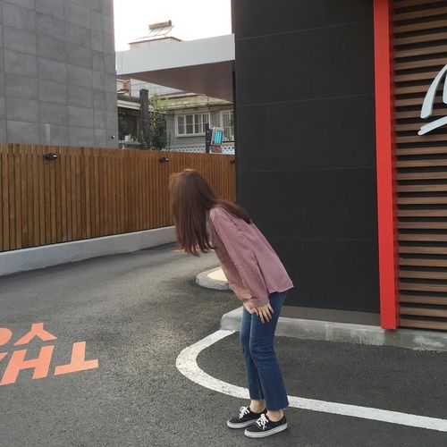 Korean what are you looking at