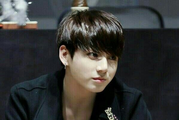 BTSジョングクの髪型\u0026筋肉画像をまとめてみたらイケメンすぎて泣い