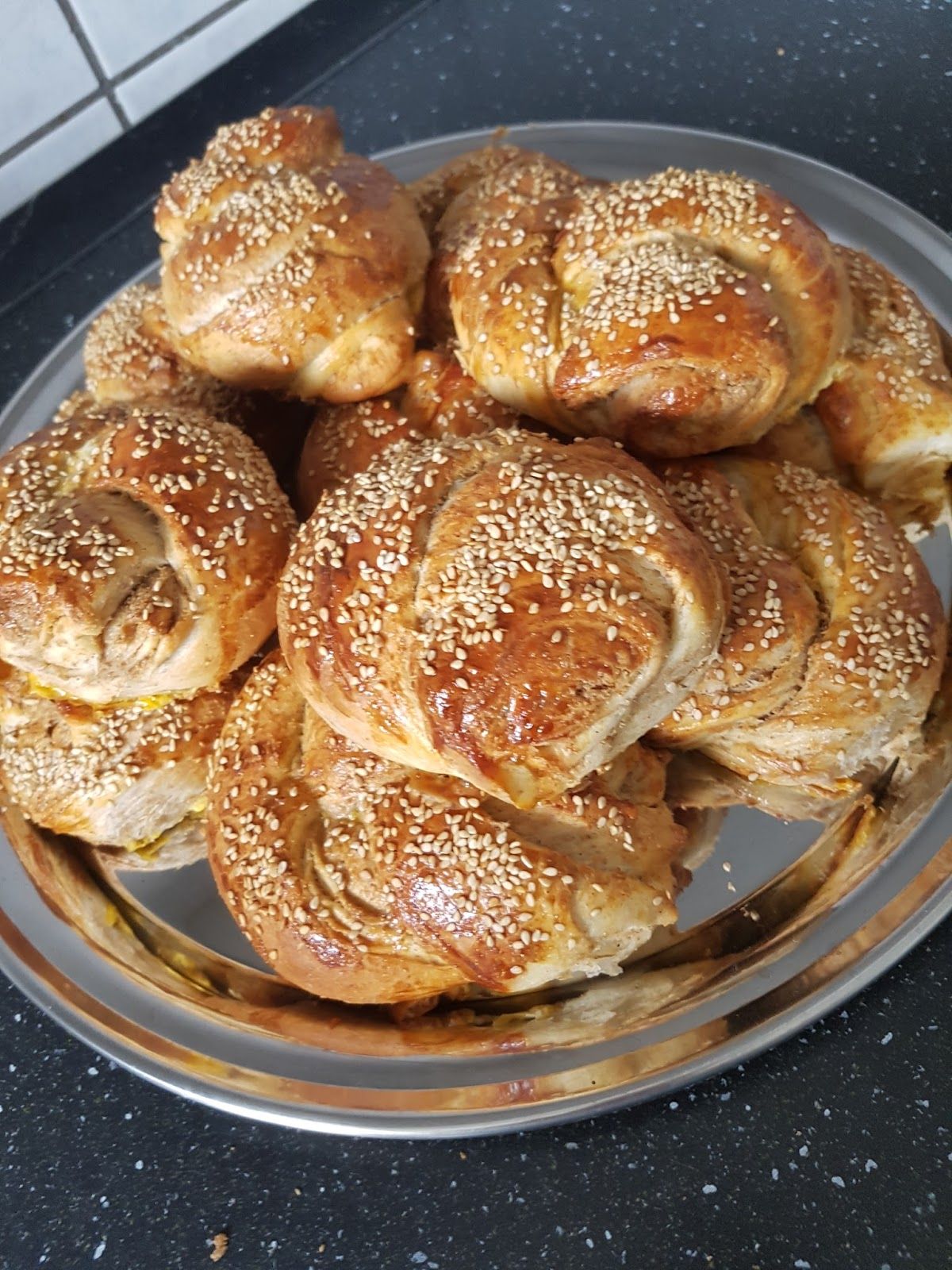 Cevizli Haşhaşlı Poğaça Tarifi Videosu Cevizli Haşhaşlı Poğaça Tarifi Videosu