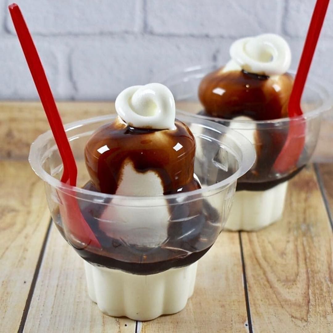 Dairy Queen Canada's BOGO Sundaes For National Ice Cream Day This