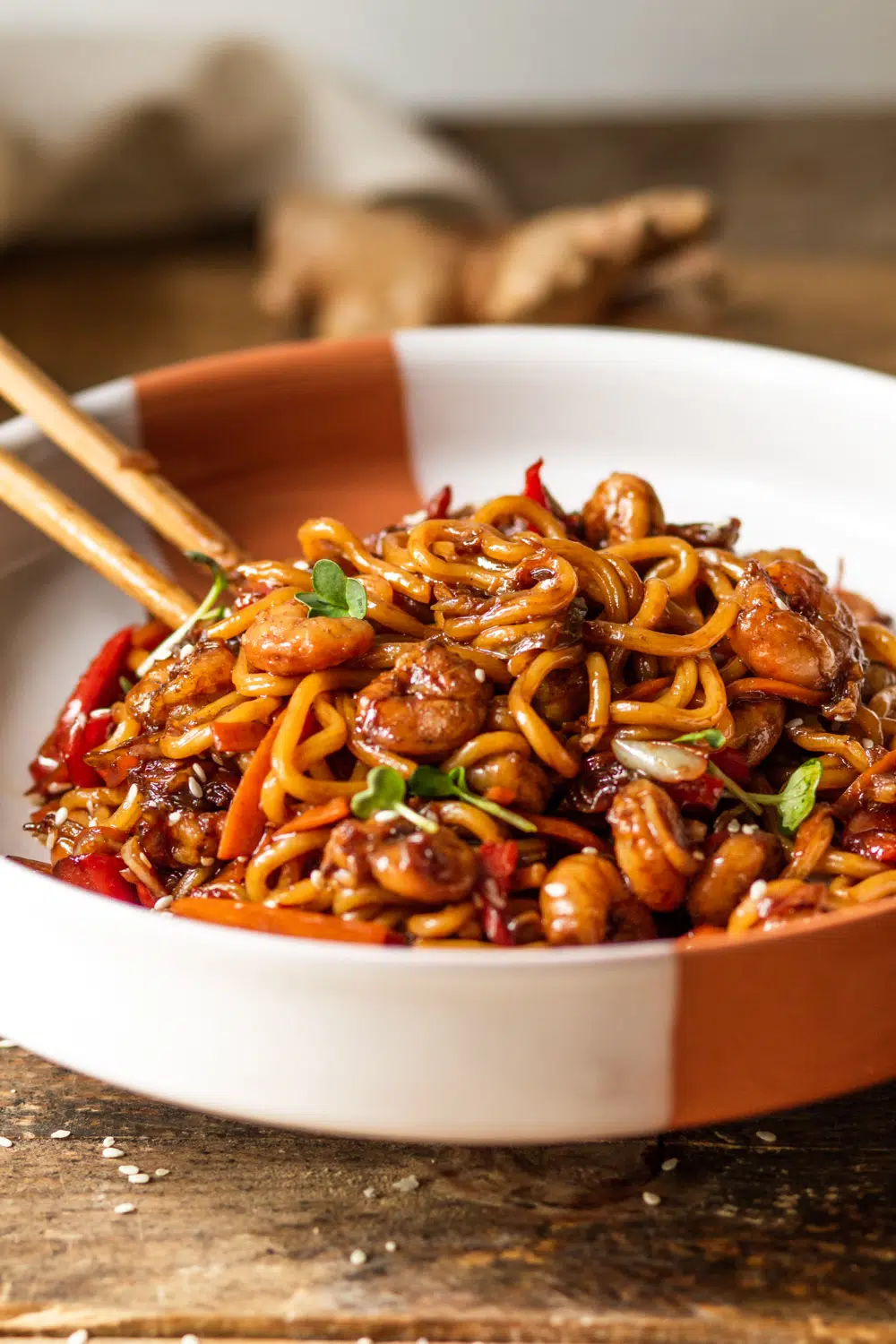 Shrimp Lo Mein | One of The Best Shrimp Dinner Recipes You Can Make Shrimp Recipes For Dinner, Fish Recipes, Seafood Recipes, Asian Recipes, Beef Recipes, Cooking Recipes, Healthy Recipes, Noodle Recipes, Recipes