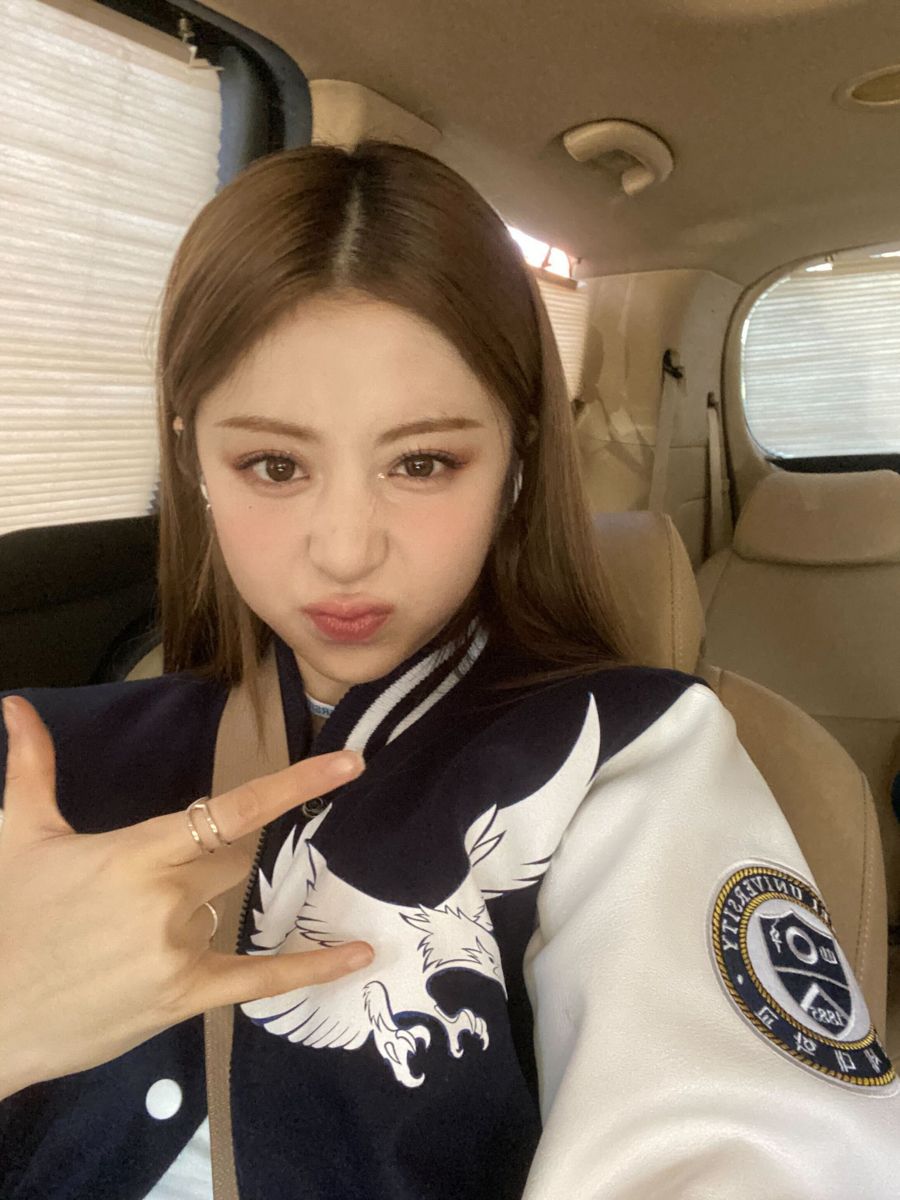 Kpop Girl Groups Korean Girl Groups Kpop Girls Sakura Blue Flames kpop-girl-groups-korean-girl-groups-kpop-girls-sakura-blue-flames