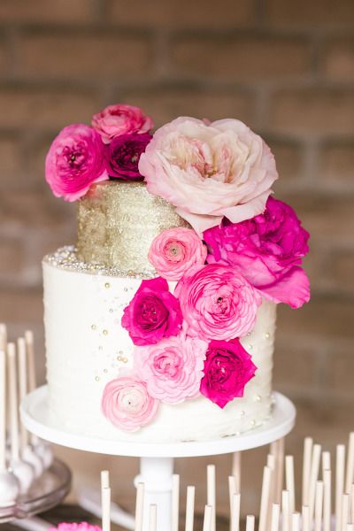 California Garden Wedding Layered With Pink California Garden Wedding Layered With Pink