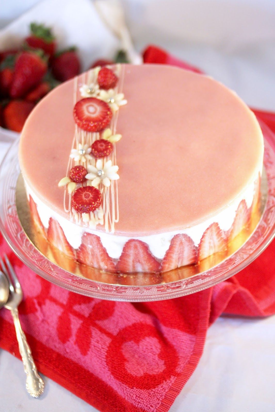 Çilekli Pasta – Fraisier Çilekli Pasta – Fraisier