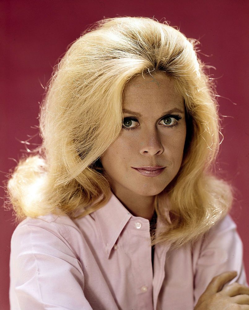 Elizabeth Montgomery BEWITCHED TV SHOW 8x10 Photo Elizabeth Montgomery BEWITCHED TV SHOW 8x10 Photo