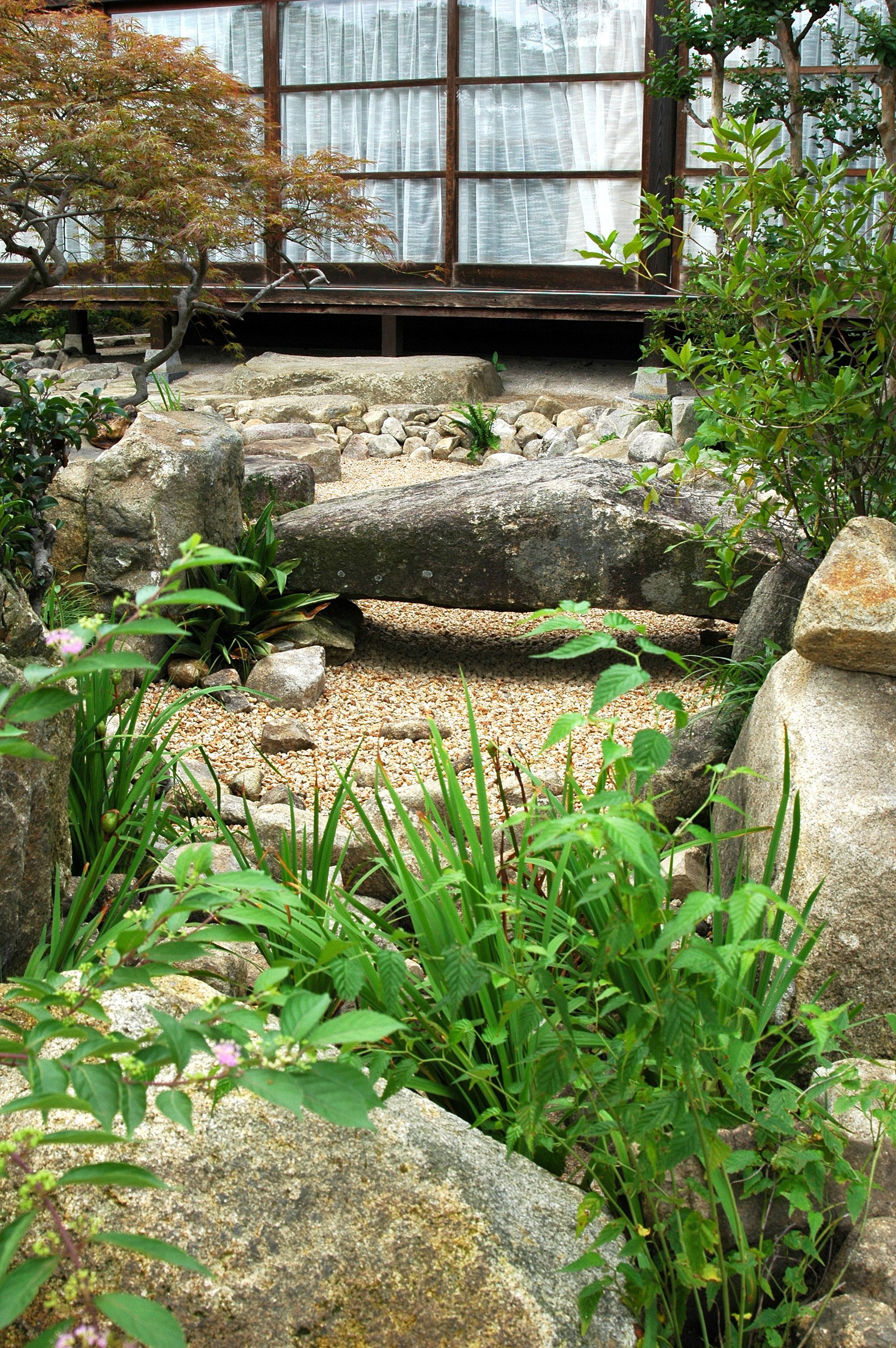 枯山水 昔ながらの和風庭園 佐伯区t様邸 Asian Garden Japanese Garden Garden 枯山水 昔ながらの和風庭園 佐伯区t様邸 Asian Garden Japanese Garden Garden
