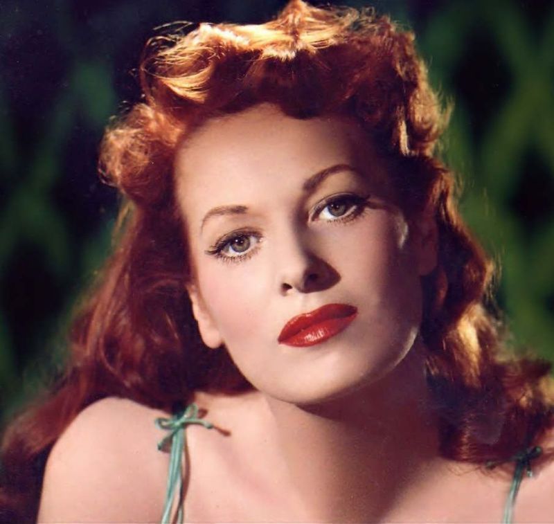 Maureen O Hara An Irishwoman Is Strong And Feisty She Has Guts And Stands Up For What She Believes In She Believes Actriz De Cine Director De Cine Actrices